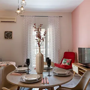 tres-jolie-stylish-cityheart-apartment.rethymnohotels.net/