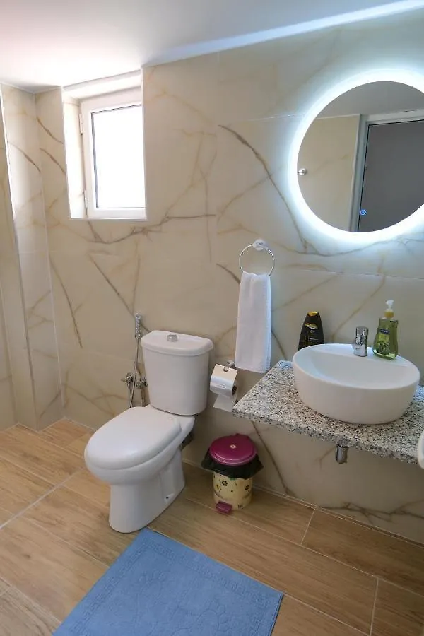 Hotel Adi-Vera Sarandë
