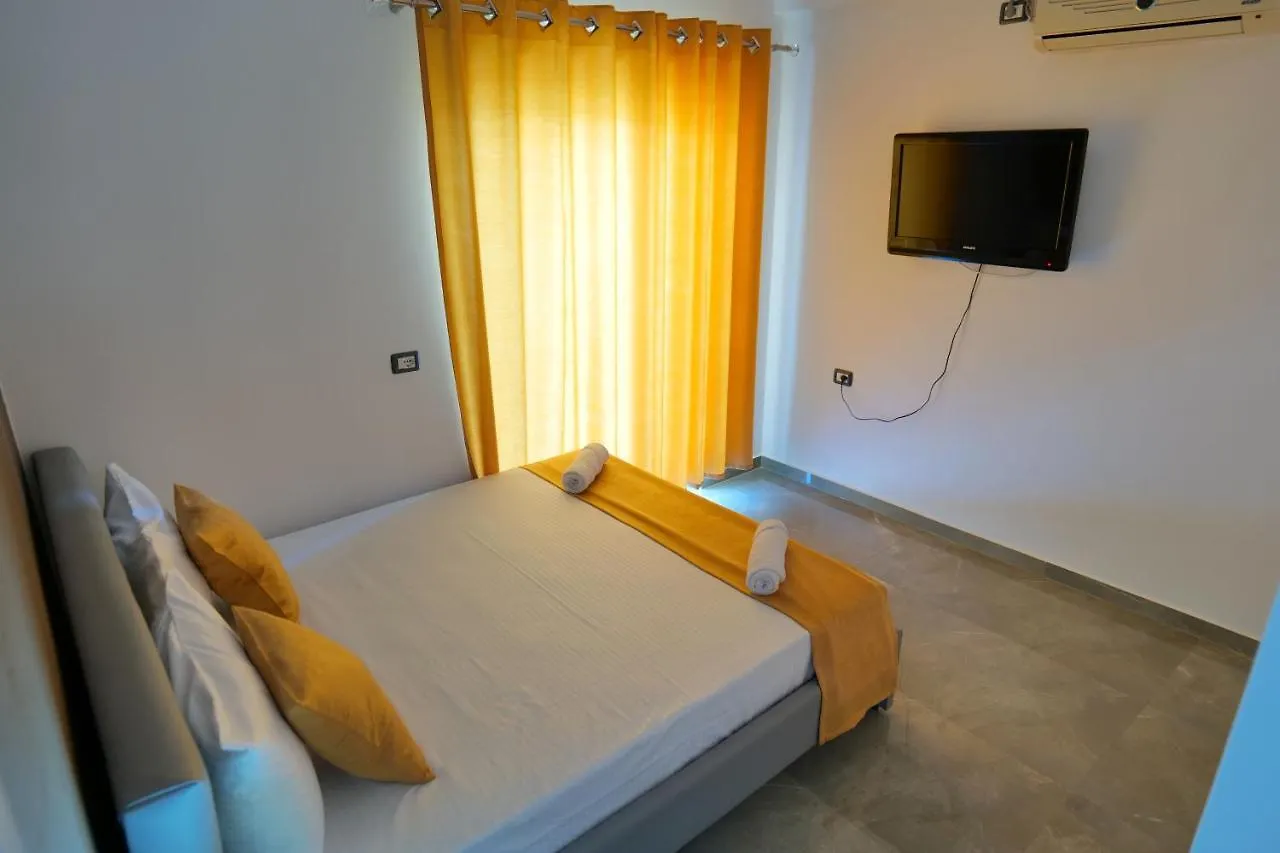 Hotel Adi-Vera Sarandë 0*,  Albanien