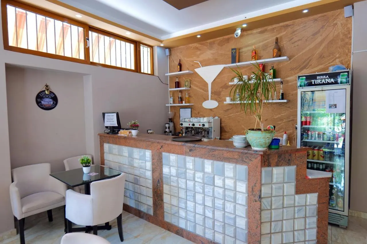 Apartment Hotel Adi-Vera Sarandë