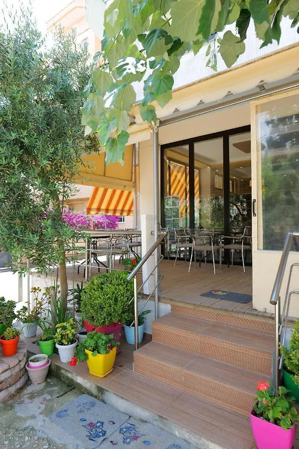 Hotel Adi-Vera Sarandë