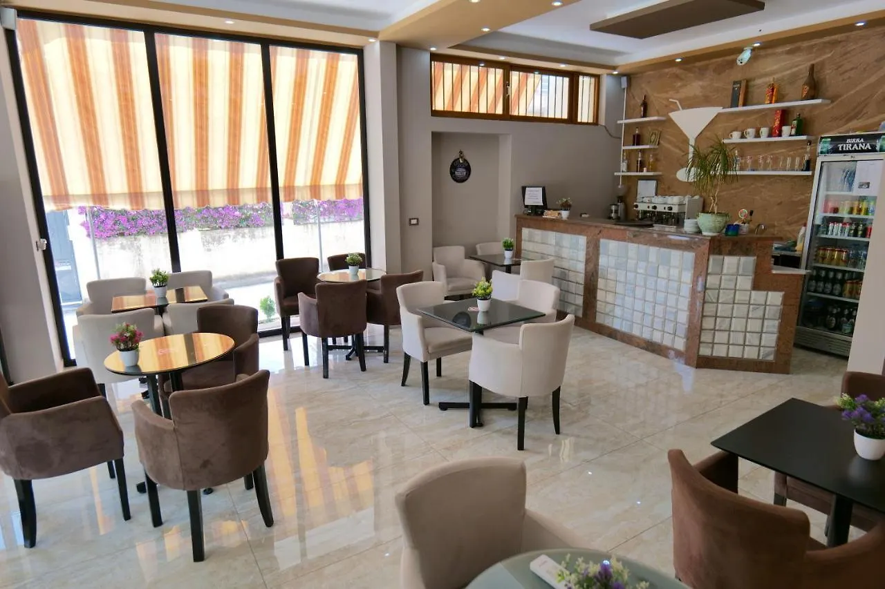 Hotel Adi-Vera Sarandë Apartment